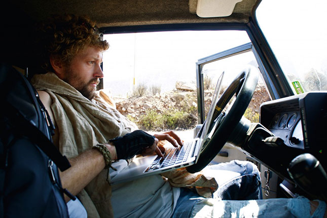 working_in_car-1024x683